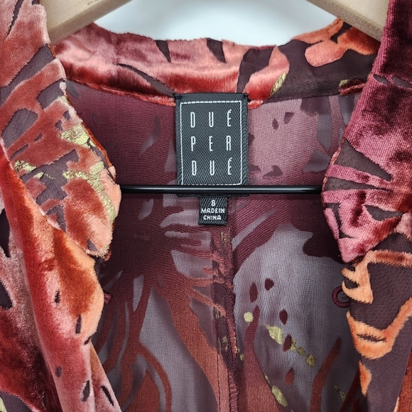 Due Per Due Womens Velvet Burnout Top Size 8 Brown Silk Blend Contemporary Artsy - Picture 2 of 9